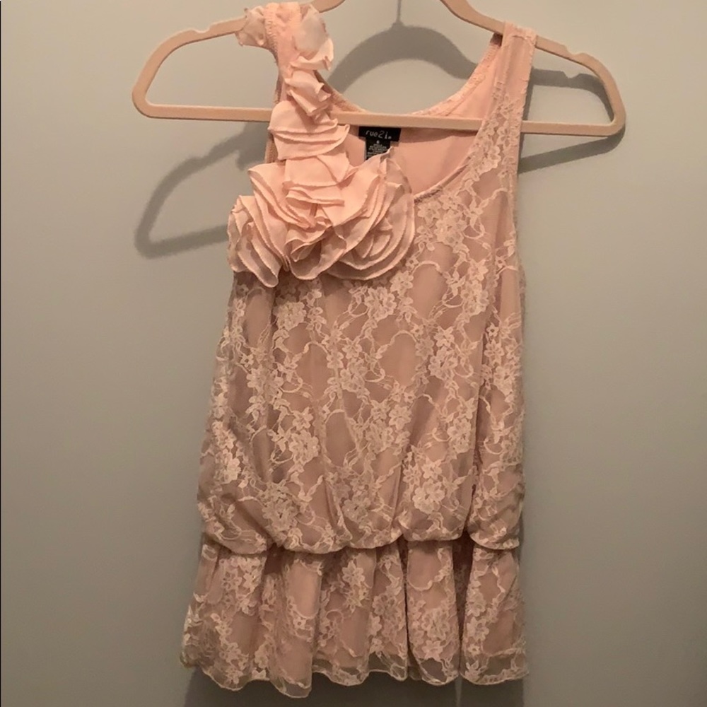 Blush sleeveless ruffle blouse (Small)